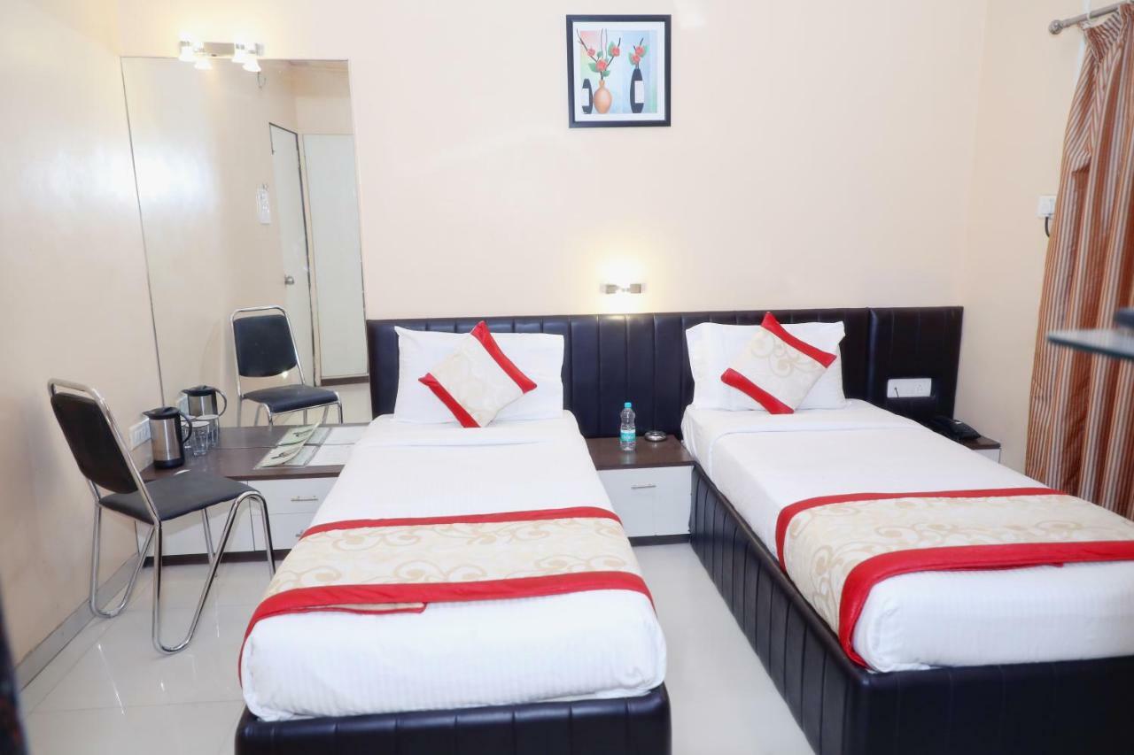 Hotel Vijay Residency Aurangabad  Buitenkant foto