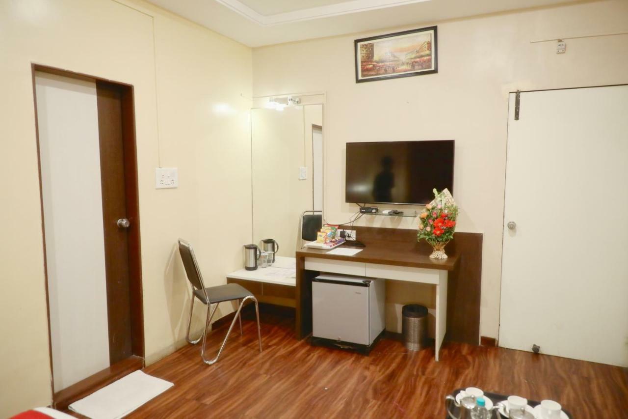 Hotel Vijay Residency Aurangabad  Buitenkant foto