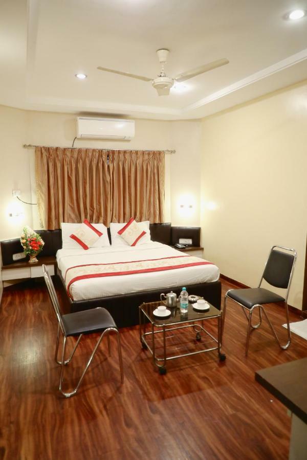 Hotel Vijay Residency Aurangabad  Buitenkant foto