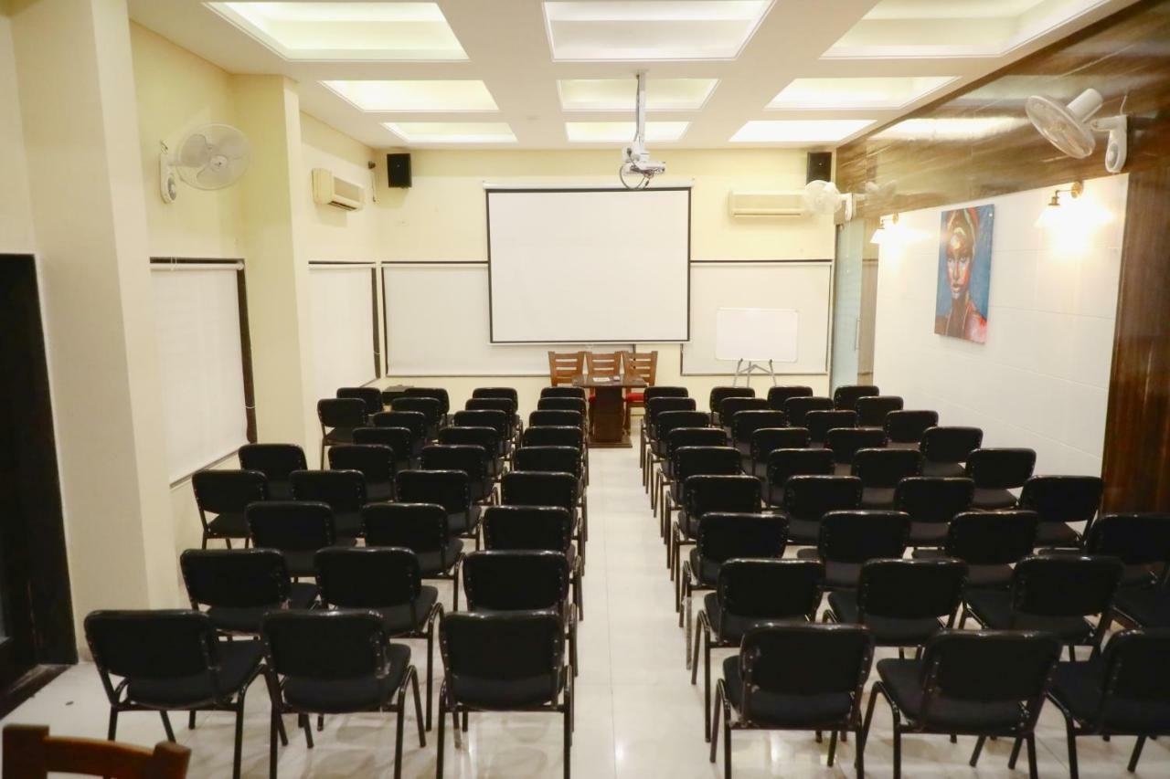 Hotel Vijay Residency Aurangabad  Buitenkant foto